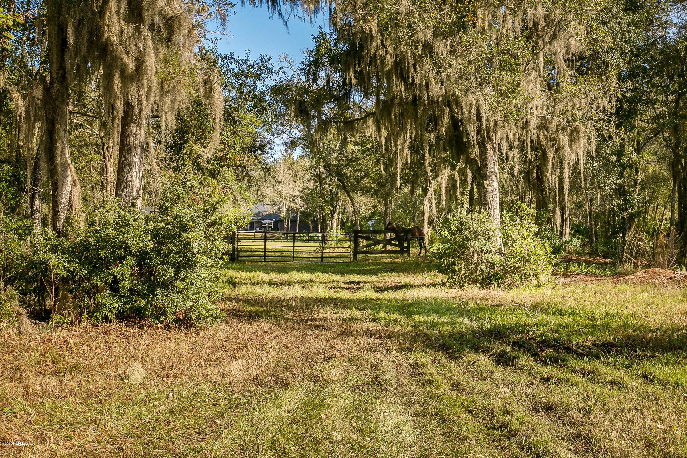 13160 Caldwell Road Jacksonville, FL 32226 - Photo 45 of 53 47-Gated Back Entrance to Paddock 2