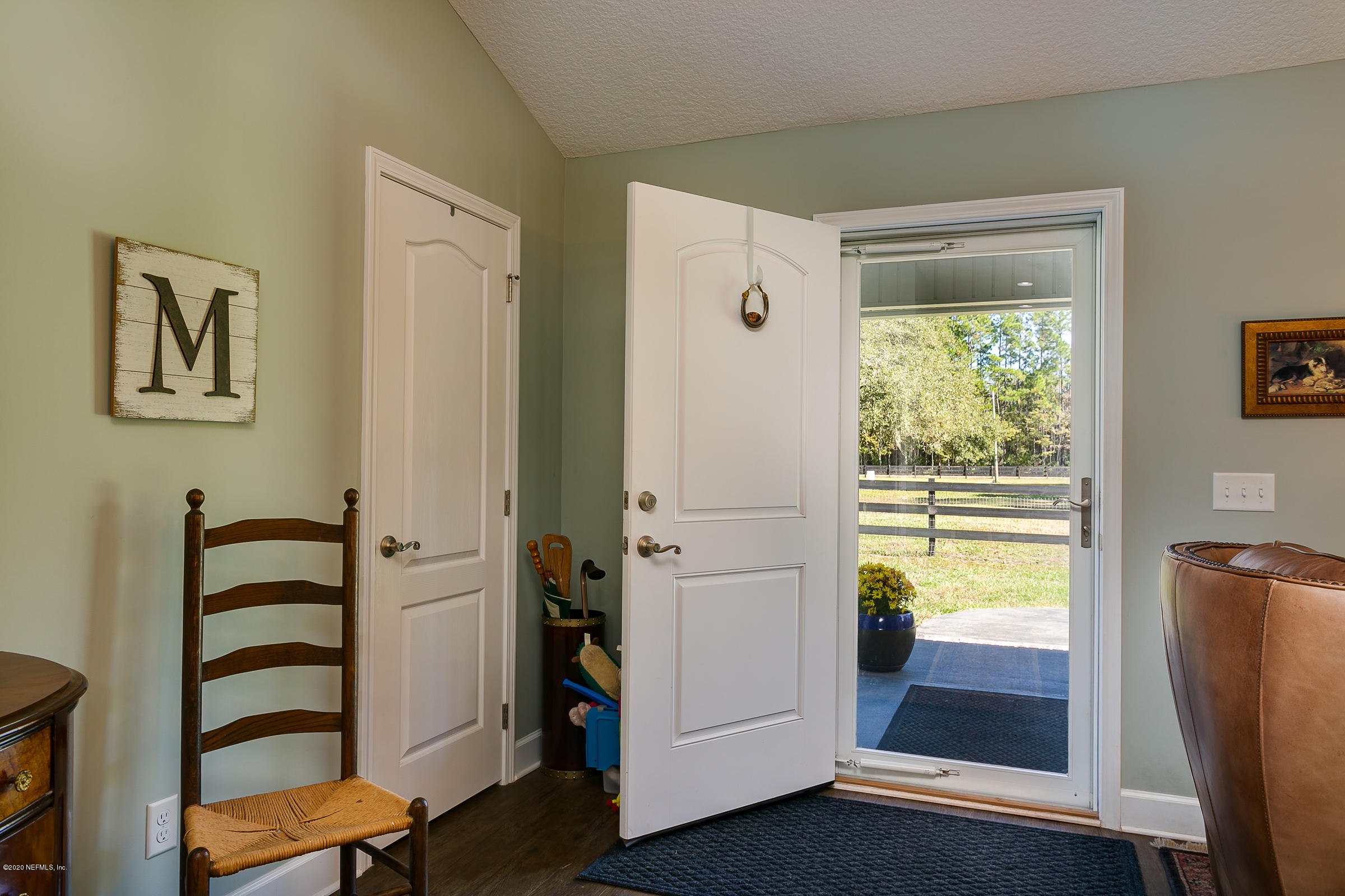 13160 Caldwell Road Jacksonville, FL 32226 - Photo 7 of 53 7-Entry Foyer