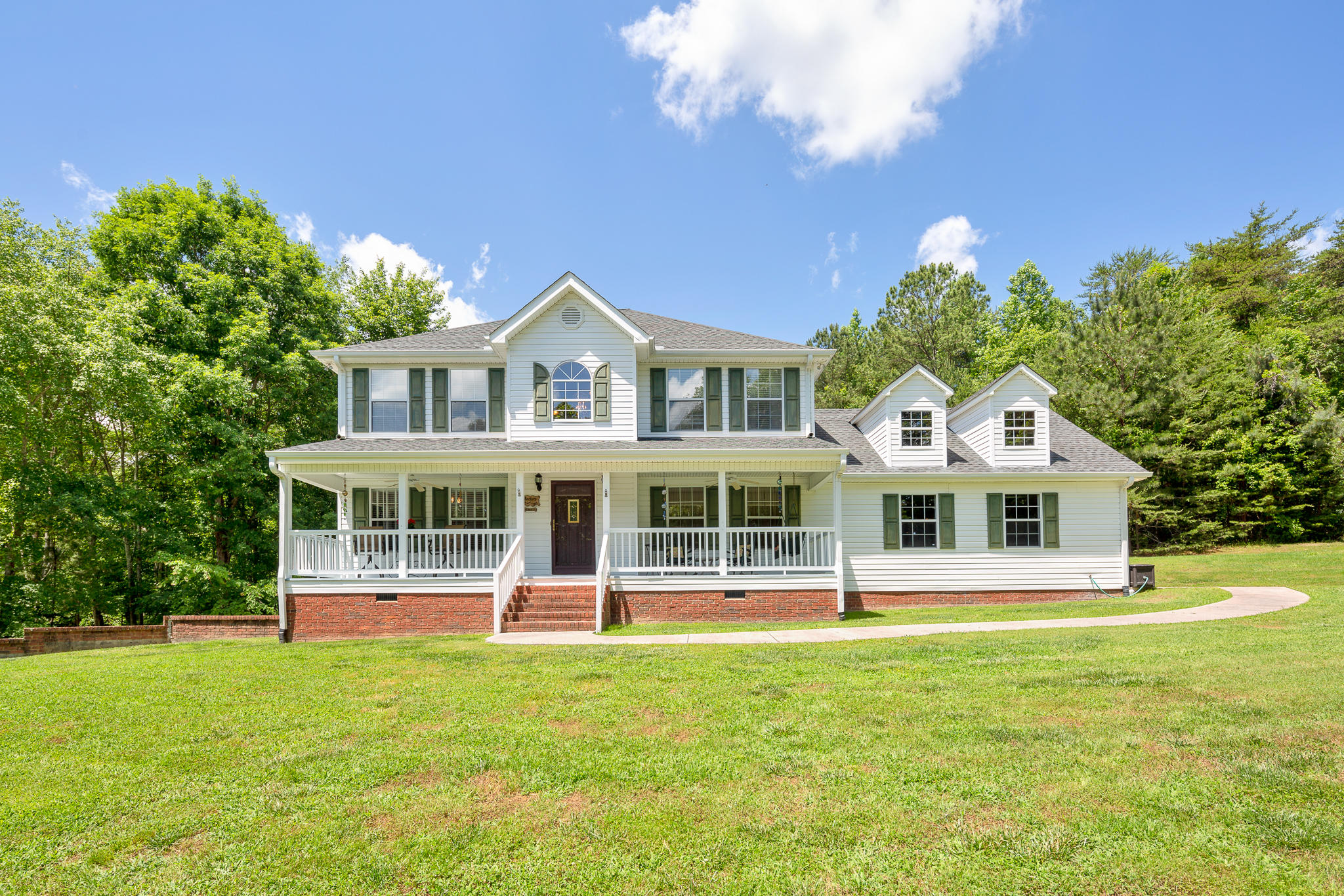 741 Mission Ridge Road Rossville, GA 30741 - Photo 3 of 49 Welcome to 741 Mission Ridge Road!