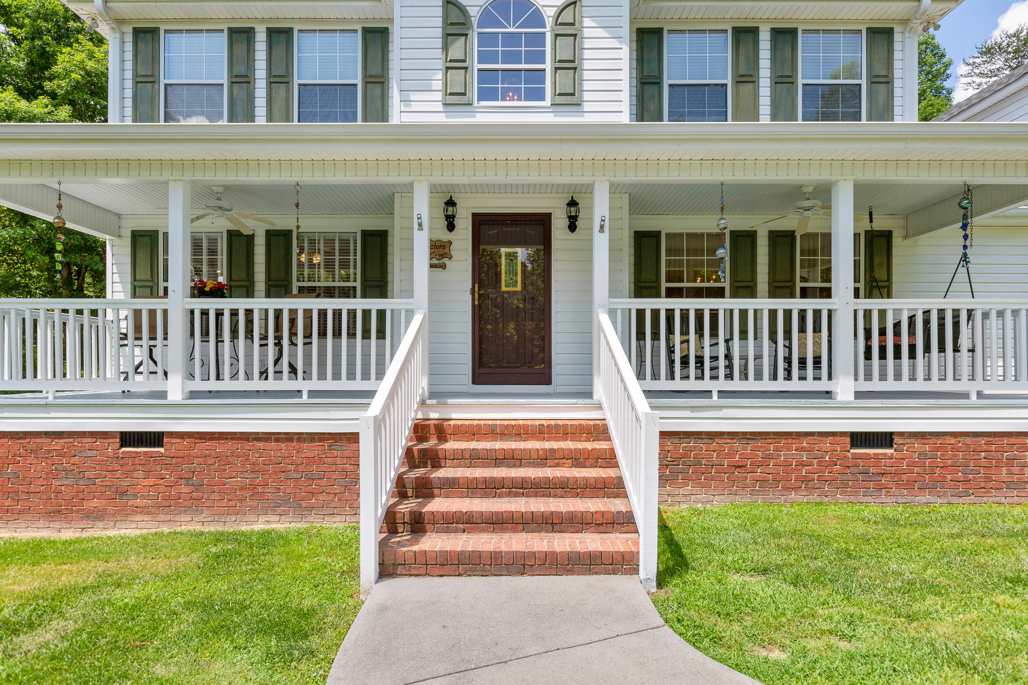 741 Mission Ridge Road Rossville, GA 30741 - Photo 4 of 49 Welcome to 741 Mission Ridge Road!