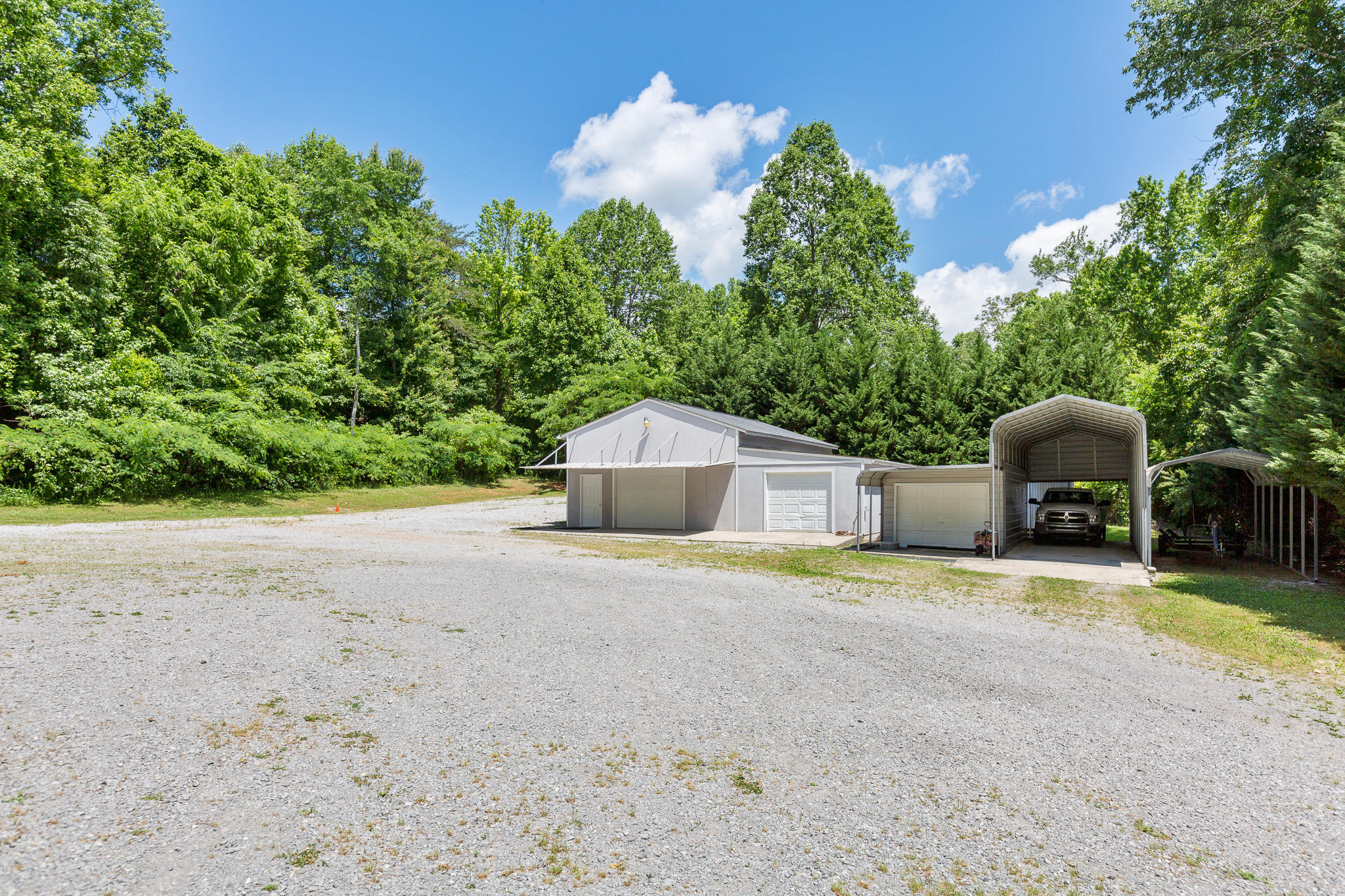 741 Mission Ridge Road Rossville, GA 30741 - Photo 33 of 49 Welcome to 741 Mission Ridge Road!