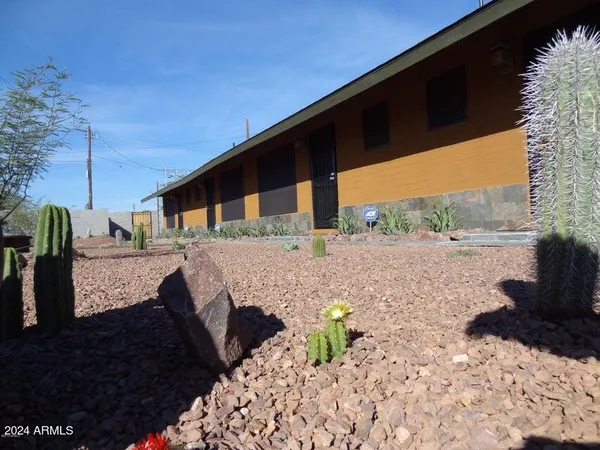 $1,295 | 3026 East Brill Street, Unit 3, Phoenix, AZ 85008