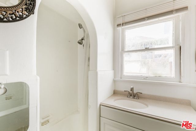 $995,000 | 426 North Avenue 64, Los Angeles, CA 90042