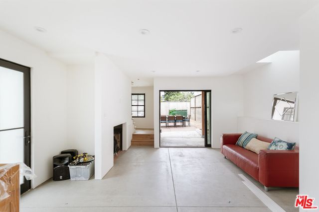 $995,000 | 426 North Avenue 64, Los Angeles, CA 90042