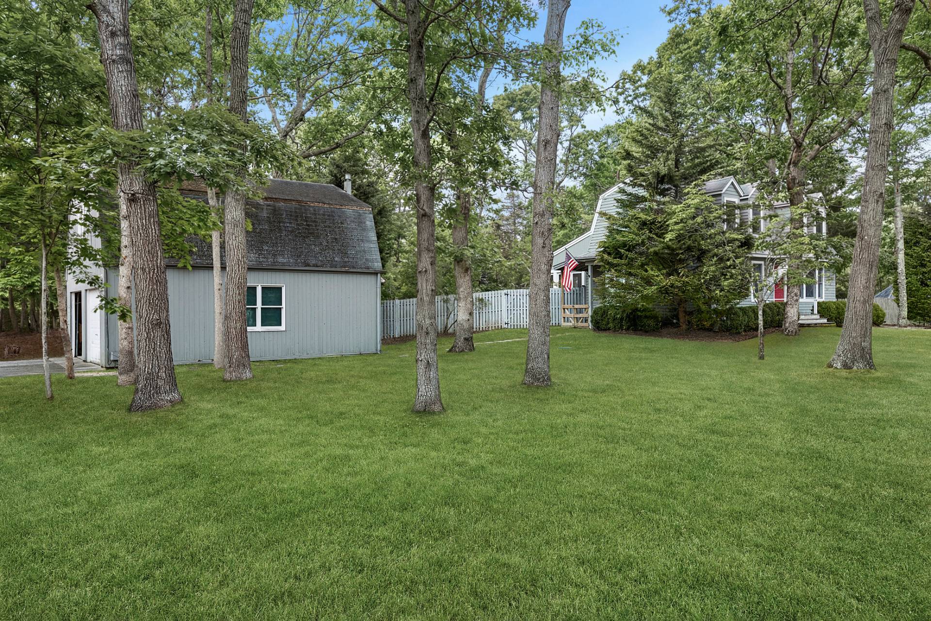 687 Accabonac Road East Hampton, NY 11937 - Photo 17 of 17