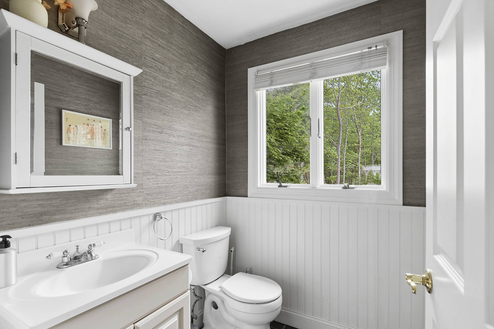 687 Accabonac Road East Hampton, NY 11937 - Photo 8 of 17