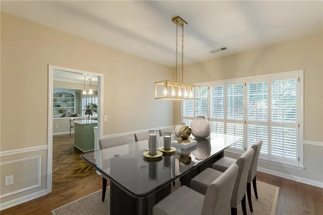 $689,000 | 120 Lyndhurst Court, Roswell, GA 30075