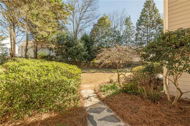 $689,000 | 120 Lyndhurst Court, Roswell, GA 30075