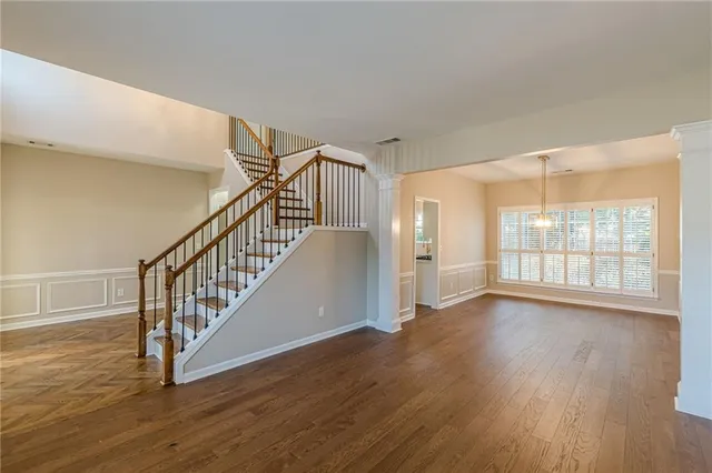 $689,000 | 120 Lyndhurst Court, Roswell, GA 30075