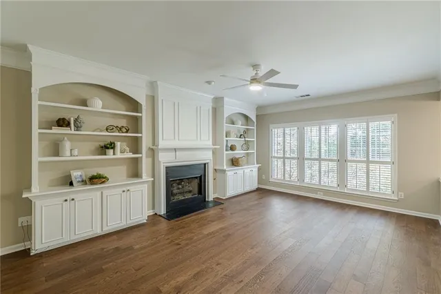 $689,000 | 120 Lyndhurst Court, Roswell, GA 30075