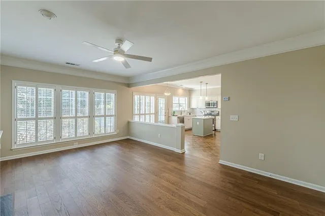 $689,000 | 120 Lyndhurst Court, Roswell, GA 30075