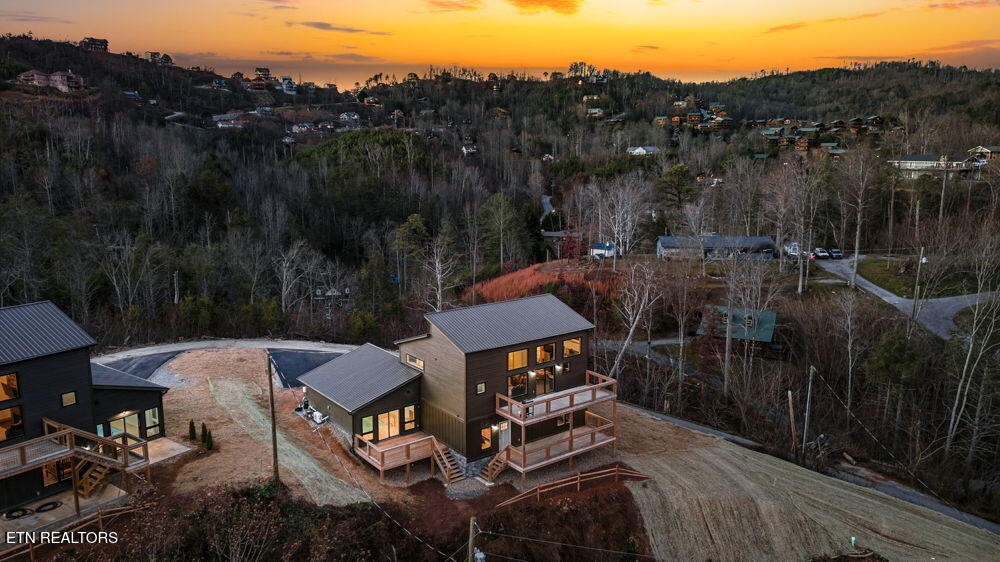 650 Ridge Top Loop Gatlinburg, TN 37738 - Photo 35 of 38 a view of a patio in backyard