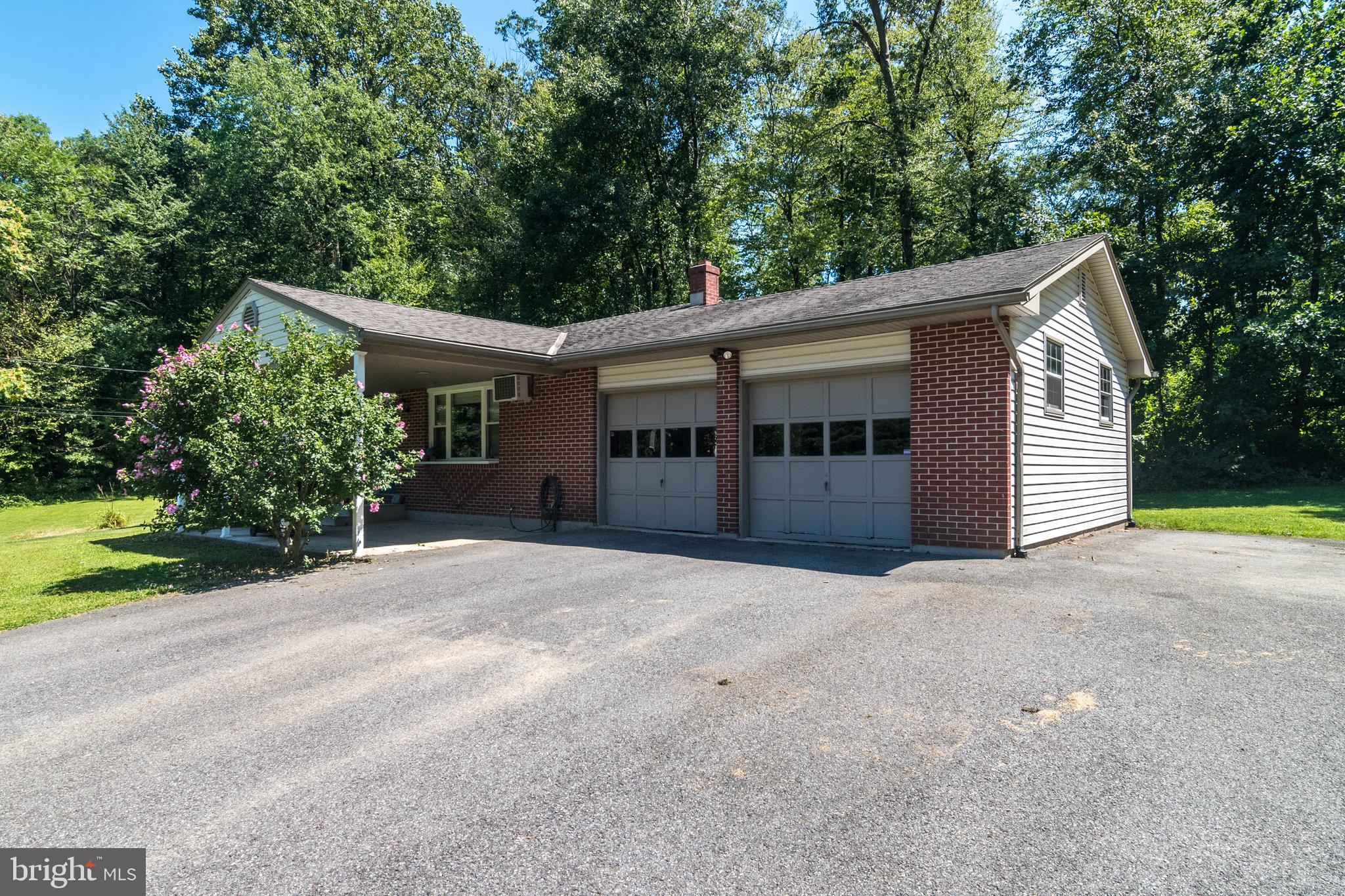 1495 Cocalico Road Birdsboro, PA 19508 - Photo 26 of 40 Parking