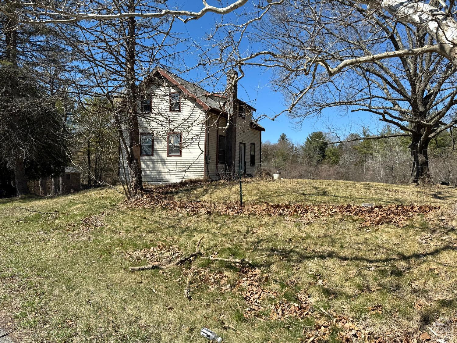 357 Highway 385 Athens, NY 12414 - Photo 2 of 22 a view of a backyard