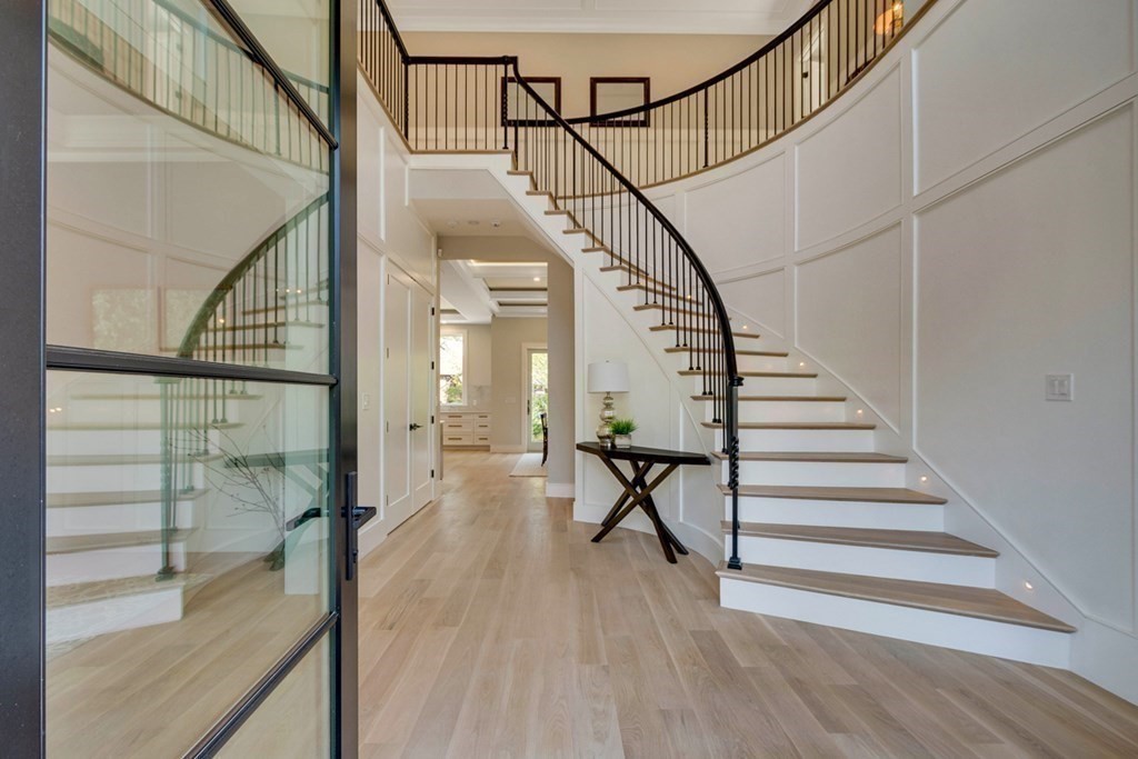 1957 Beacon Street Newton, MA 02468 - Photo 4 of 42 Gallery Image 4