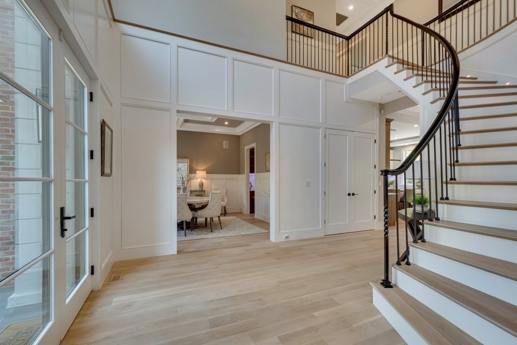1957 Beacon Street Newton, MA 02468 - Photo 6 of 42 Gallery Image 6