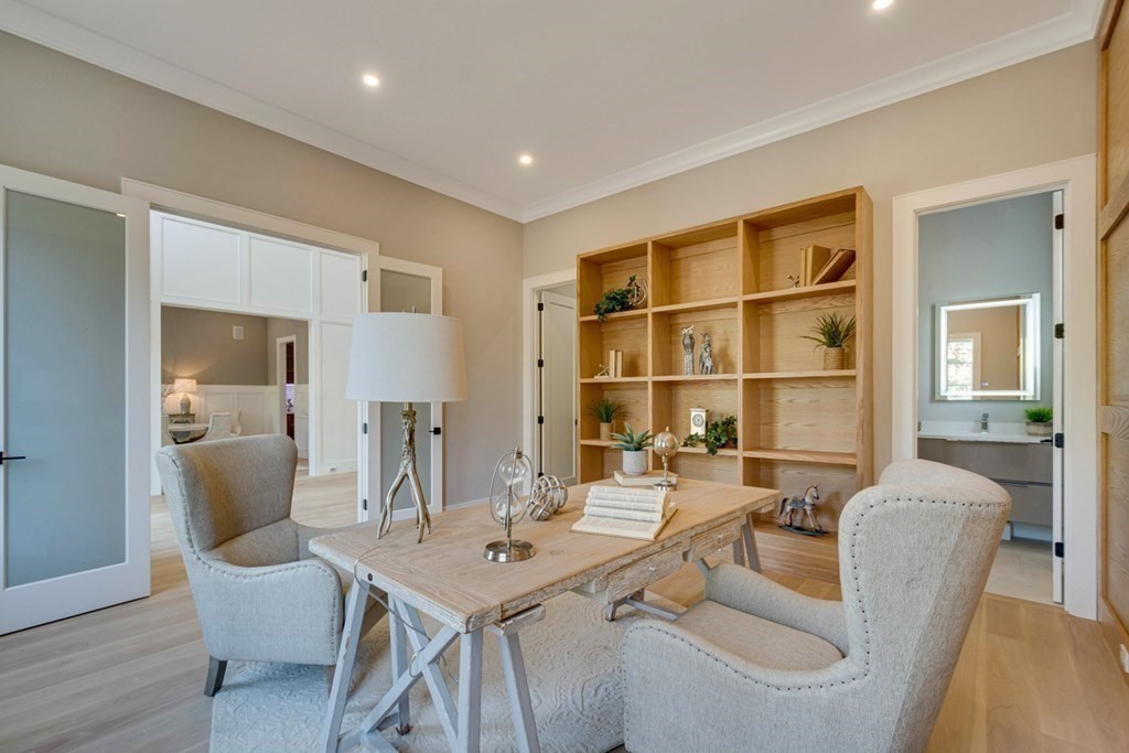 1957 Beacon Street Newton, MA 02468 - Photo 7 of 42 Gallery Image 7