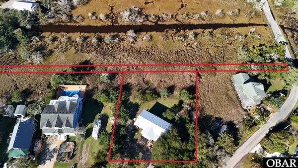 $740,000 | 11 Trent Road, Unit 4 & 1, Ocracoke, NC 27960