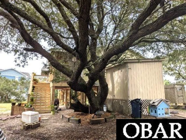 $740,000 | 11 Trent Road, Unit 4 & 1, Ocracoke, NC 27960