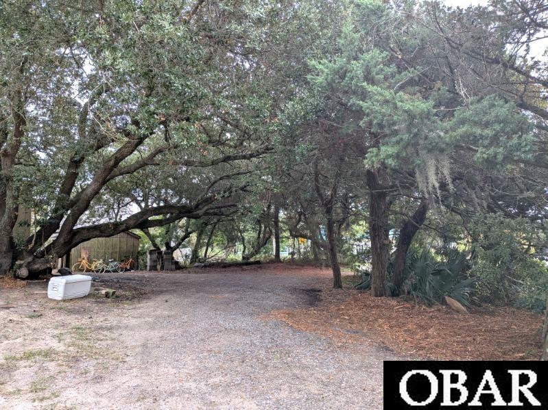 11 Trent Road, Unit 4 & 1 Ocracoke, NC 27960 - Photo 21 of 31 Curved Driveway