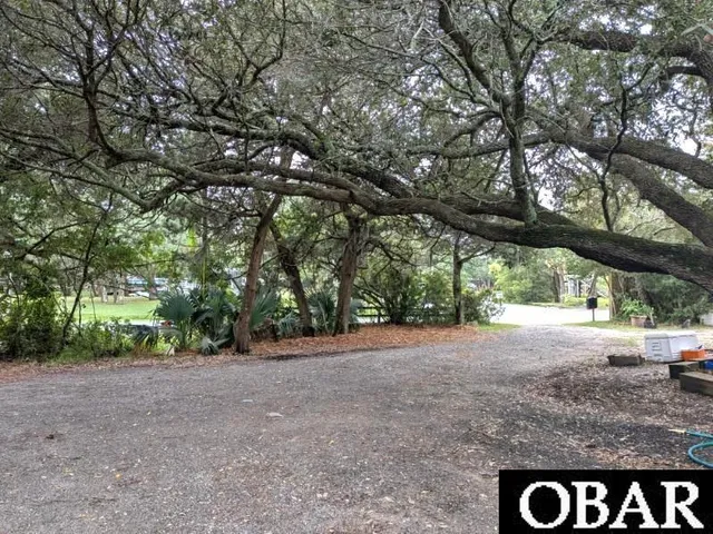 $740,000 | 11 Trent Road, Unit 4 & 1, Ocracoke, NC 27960