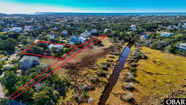 $740,000 | 11 Trent Road, Unit 4 & 1, Ocracoke, NC 27960