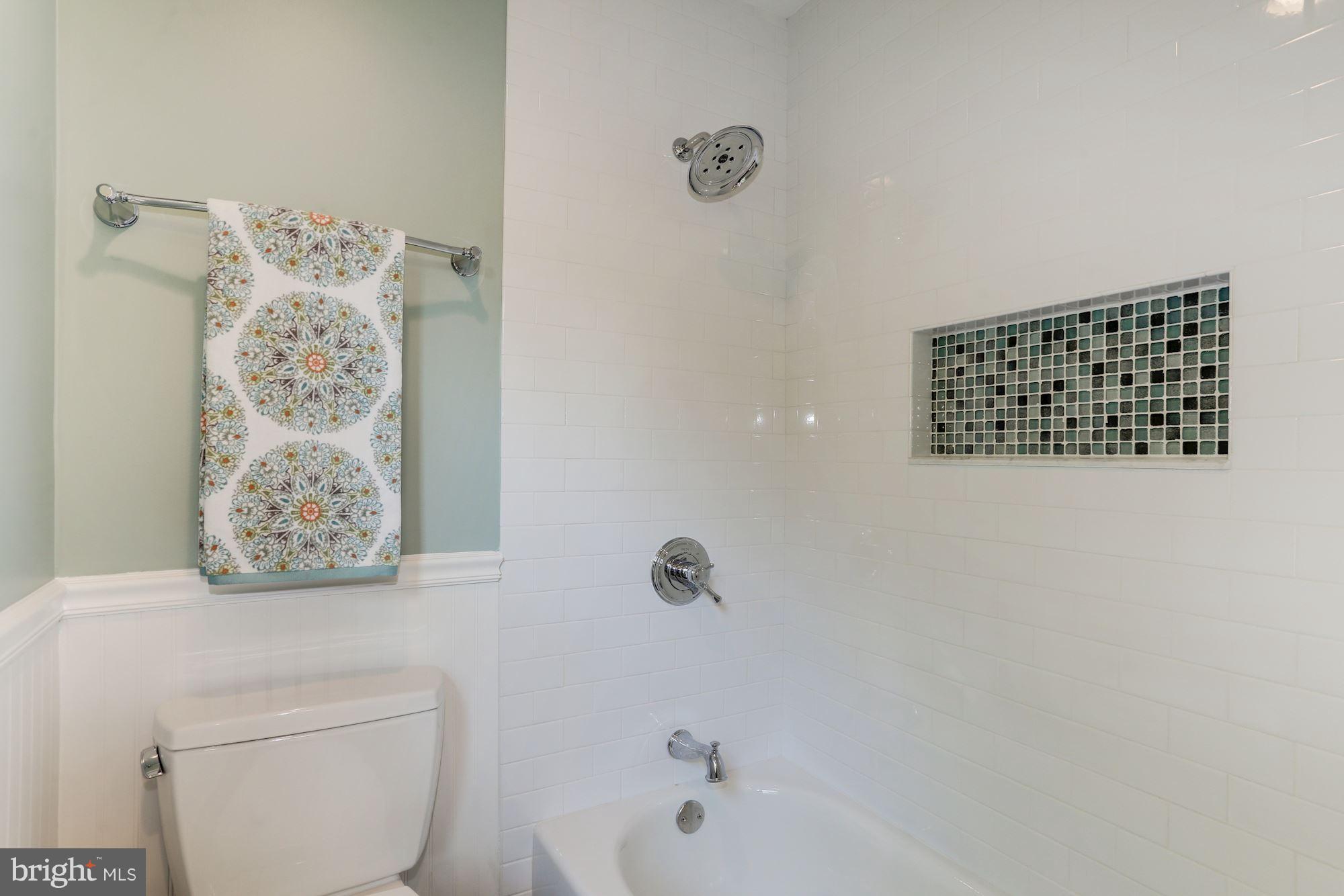 13838 Turnmore Road Silver Spring, MD 20906 - Photo 17 of 22 Full Bath
