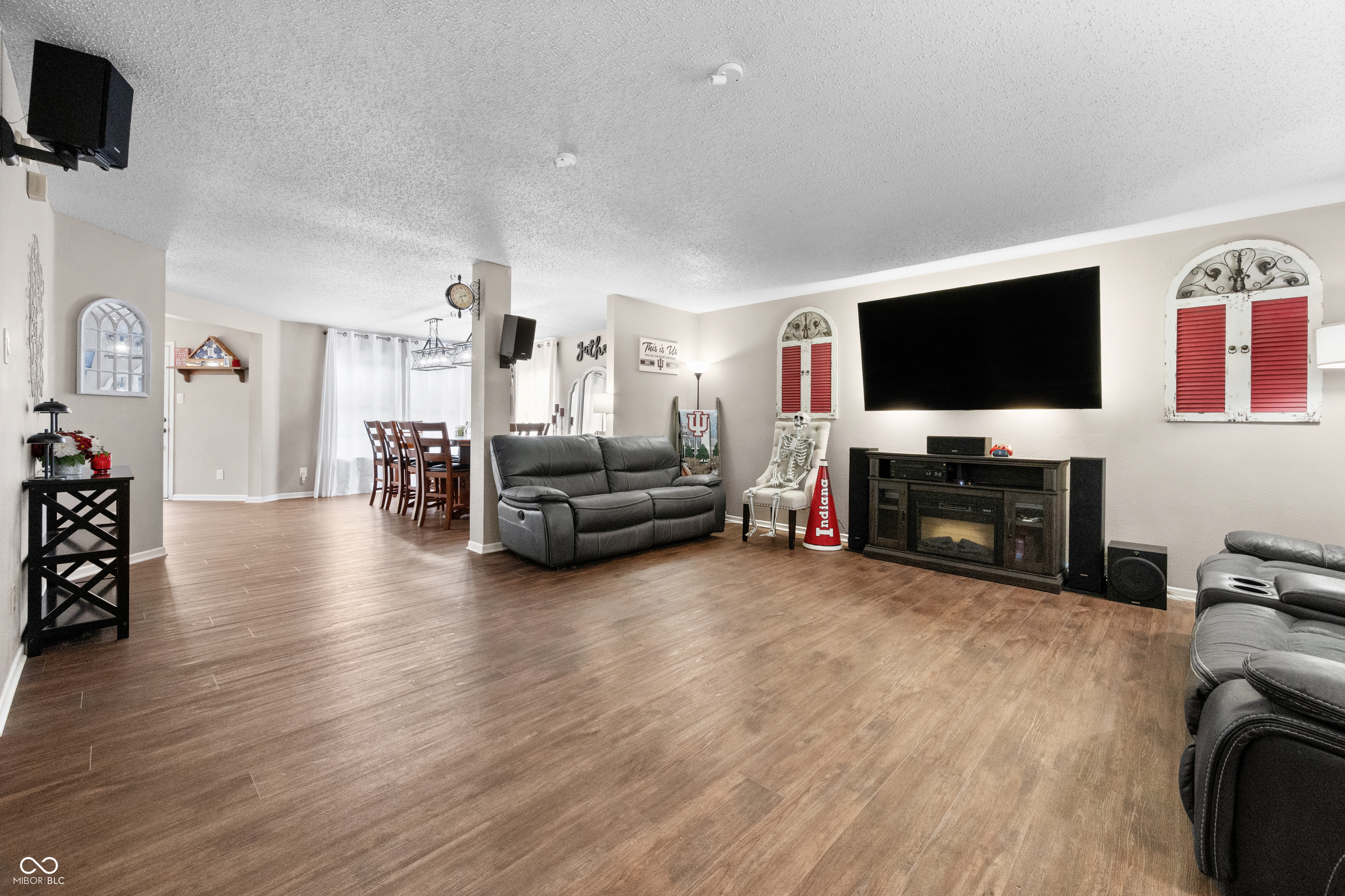 5537 Front Point Court Indianapolis, IN 46237 - Photo 2 of 37