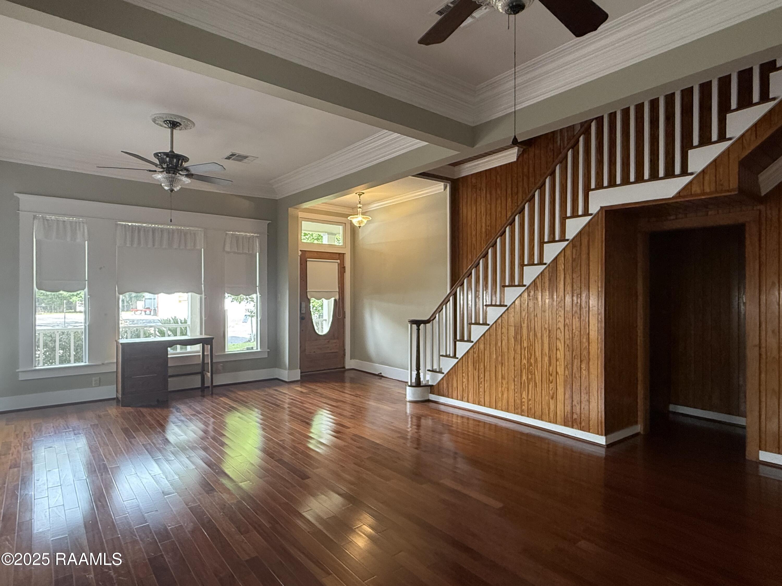 121 North 9th Street Eunice, LA 70535 - Photo 5 of 28 living room