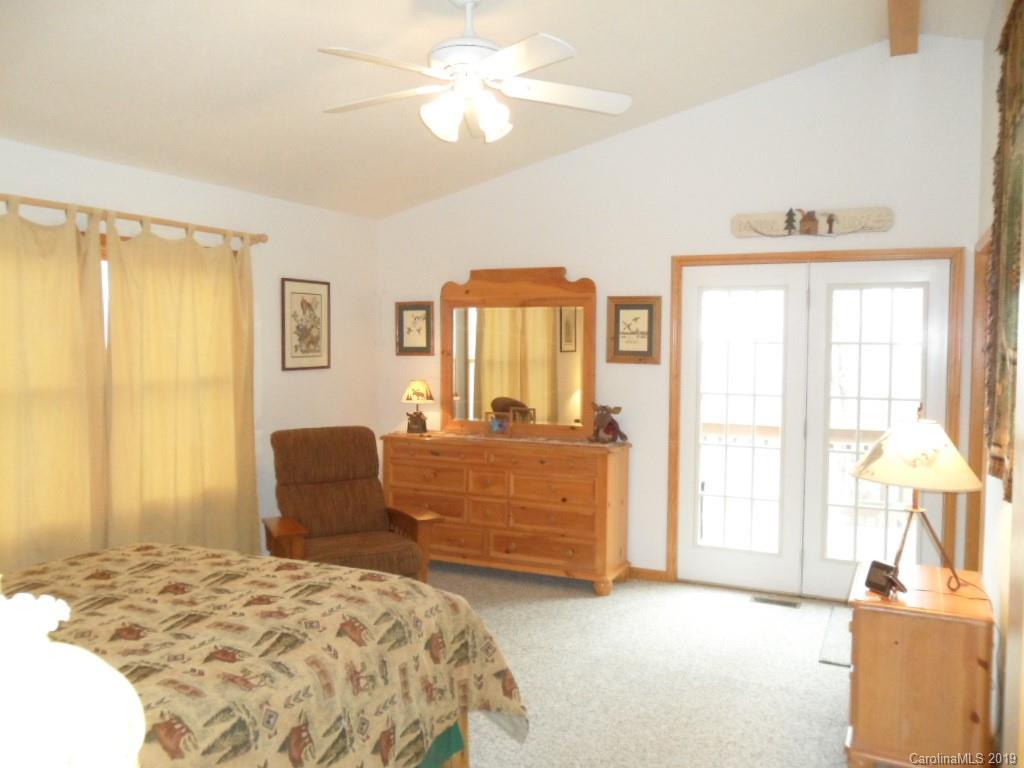 138 Hawk Nest Road Maggie Valley, NC 28751 - Photo 19 of 32 Gallery Image 19