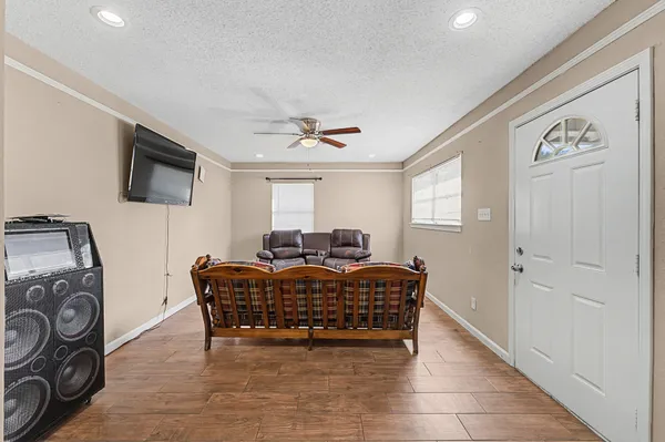 $219,000 | 823 Marleen Street, Houston, TX 77034