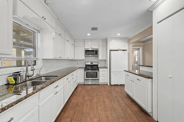 $219,000 | 823 Marleen Street, Houston, TX 77034