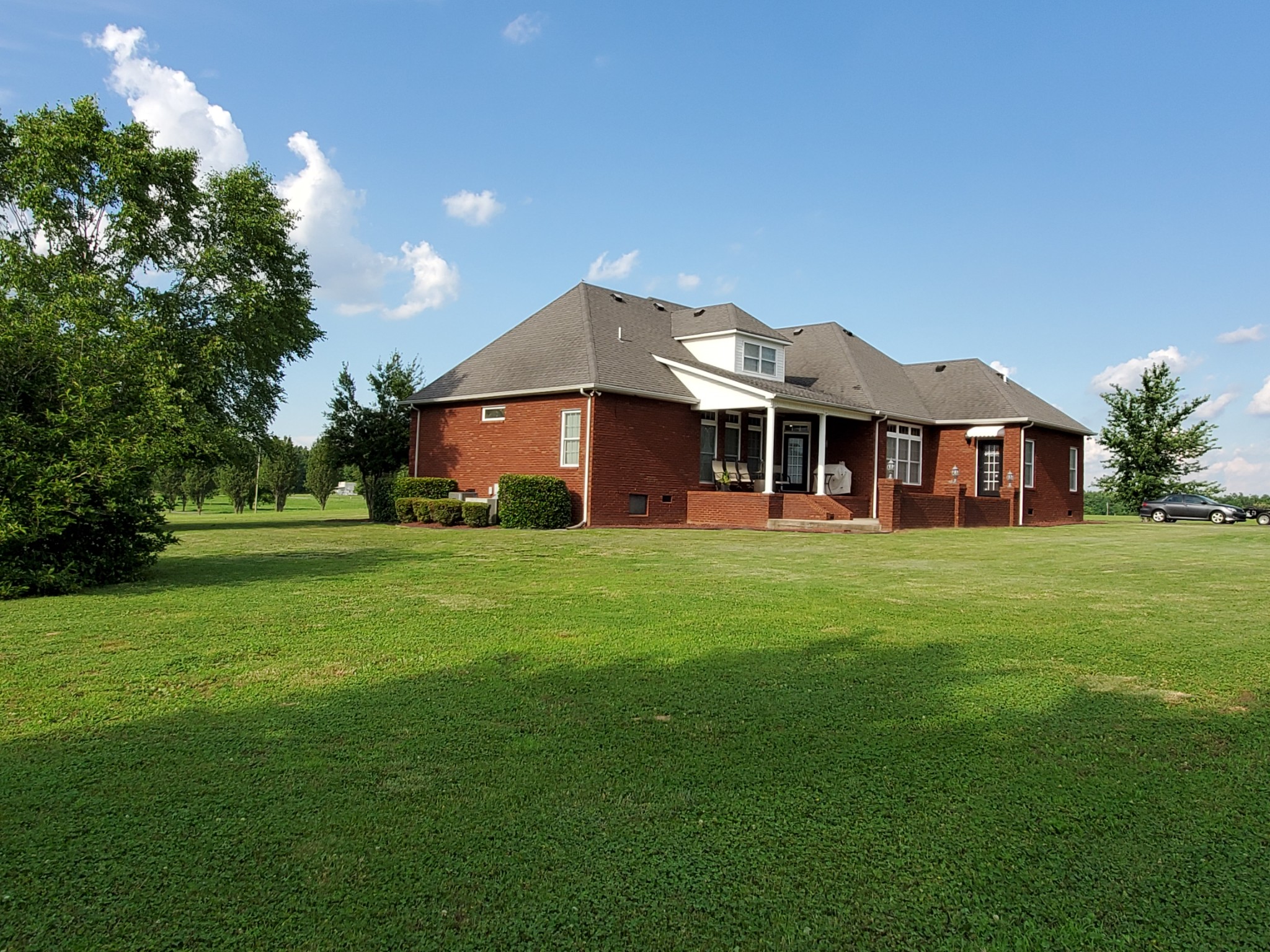 2707 Sixteenth Model Road Manchester, TN 37355 - Photo 42 of 50 a front view of house with yard and green space