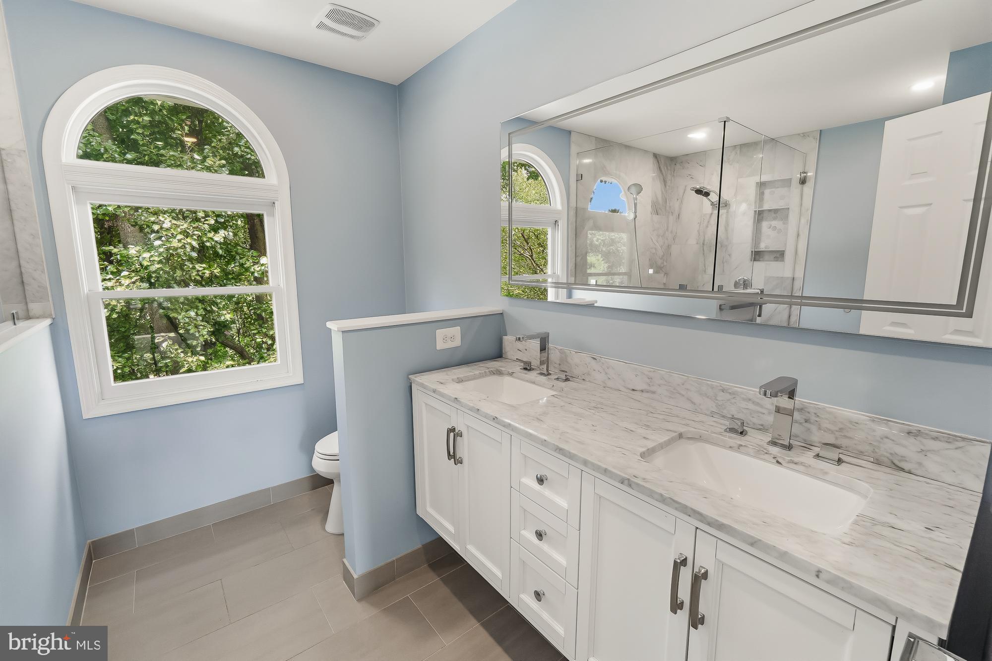 17004 Spates Hill Road Poolesville, MD 20837 - Photo 41 of 80 Renovated Primary Bath!