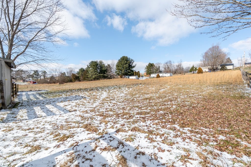 135 Kitchen Road Max Meadows, VA 24360 - Photo 83 of 98 Gallery Image 83