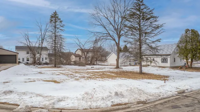$44,900 | 206 Derby Lane, Watertown, WI 53094