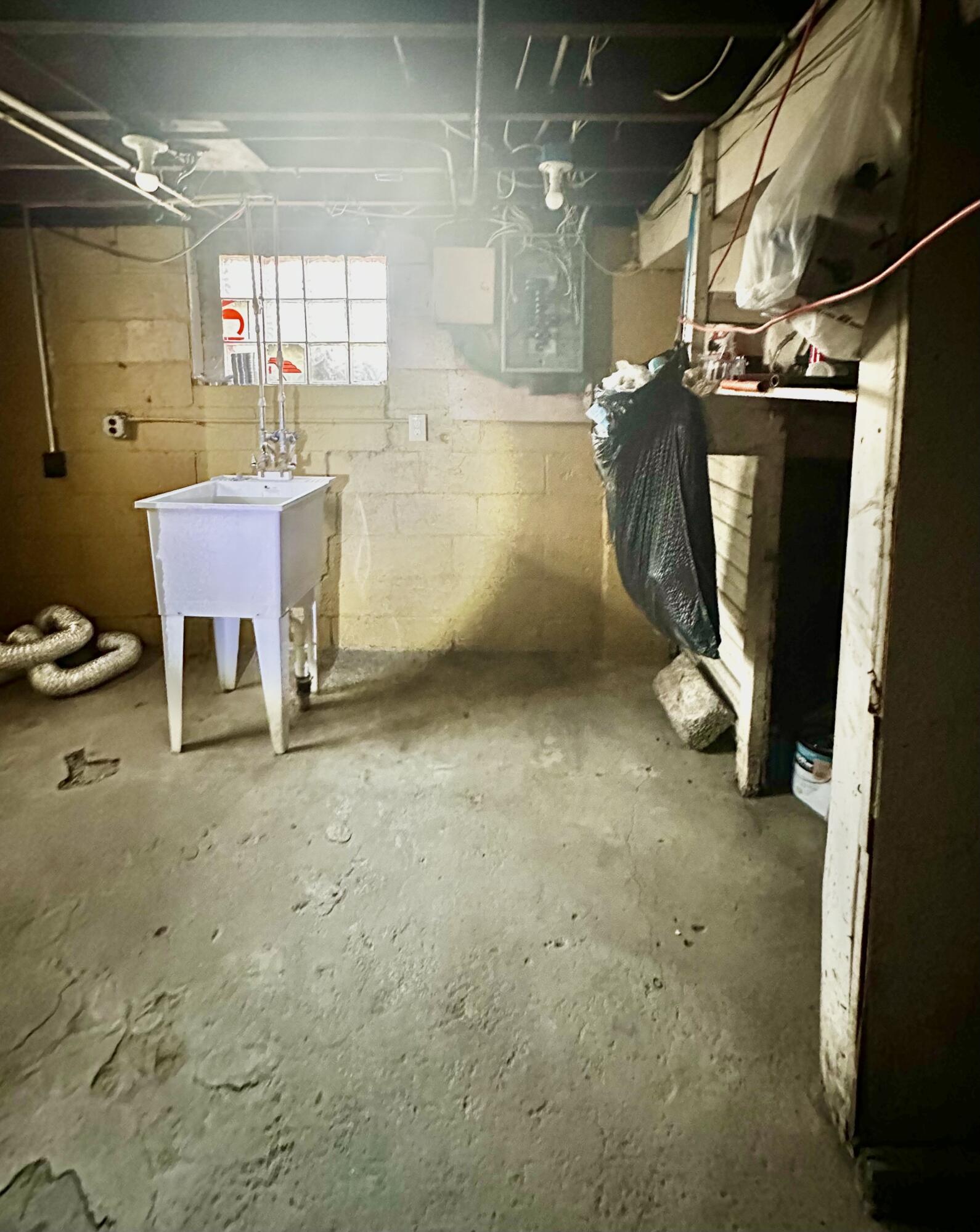 13624 Turner Street Detroit, MI 48238 - Photo 11 of 20 IMG_7160