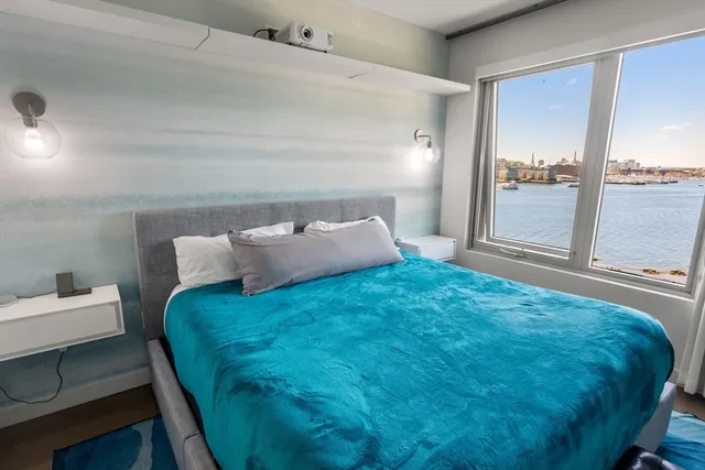 $1,269,000 | 45 Lewis Street, Unit PH15, Boston, MA 02128