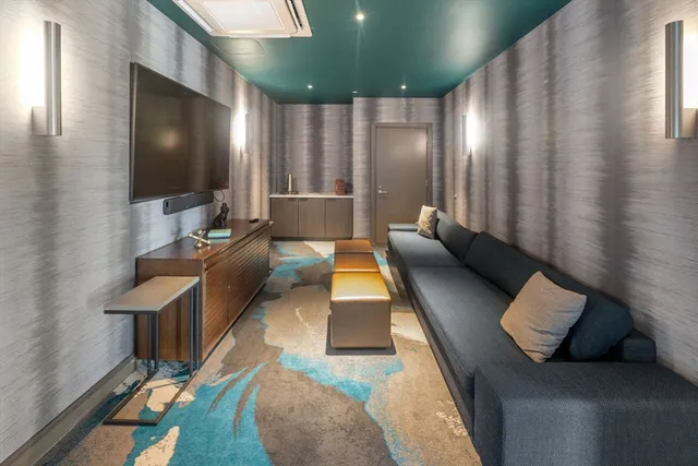 $1,269,000 | 45 Lewis Street, Unit PH15, Boston, MA 02128