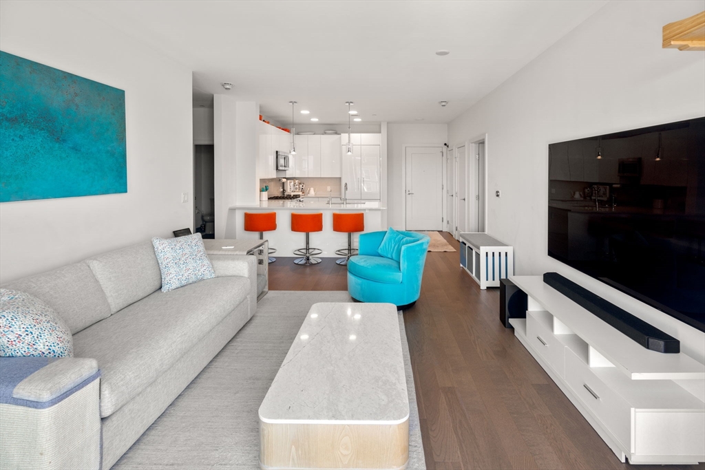 45 Lewis Street, Unit PH15 Boston, MA 02128 - Photo 6 of 41