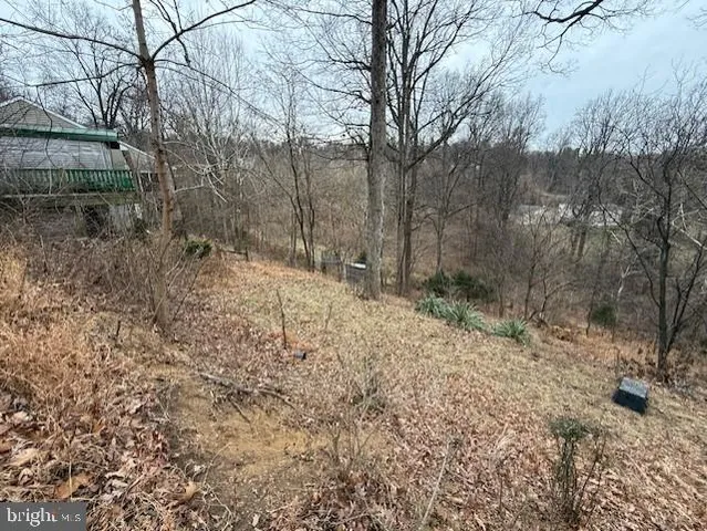 $389,990 | 521 Northern Spy Drive, Linden, VA 22642