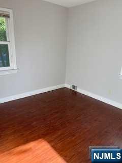 19 Shelby Court, Unit RIGHT Paramus, NJ 07652 - Photo 7 of 15