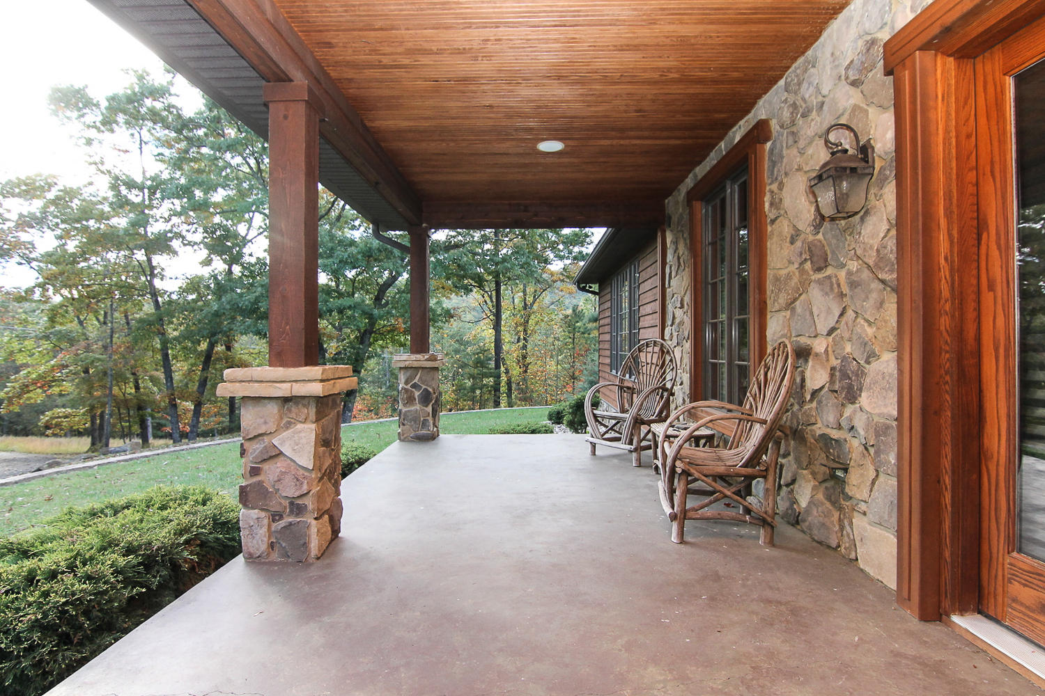 5330 Turkey Ridge Road Roanoke, VA 24014 - Photo 8 of 58 11-IMG_3051