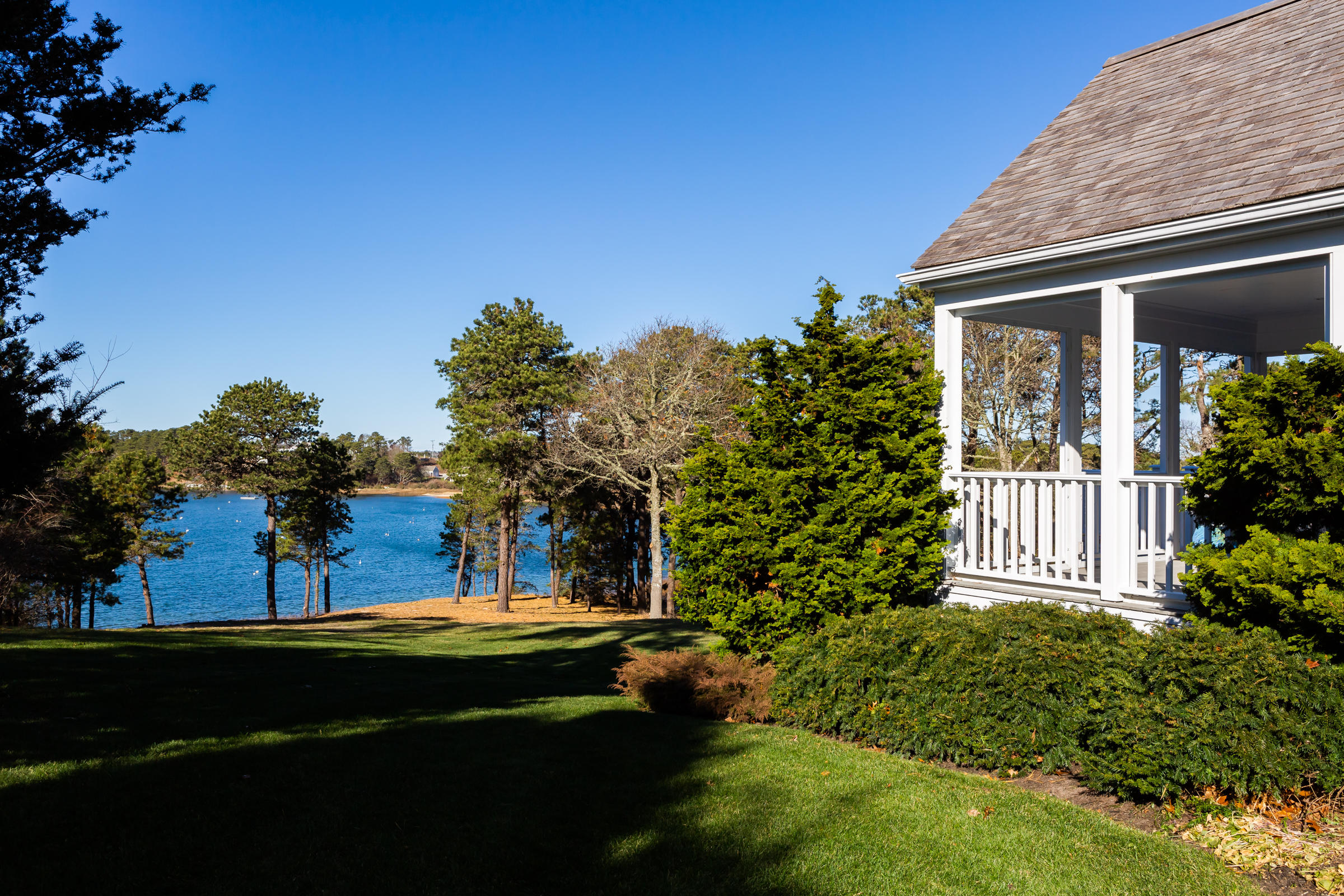 12 Avalon Point Road Chatham, MA 02633 - Photo 4 of 35 12AvalonPtRd-78-Chatham-w