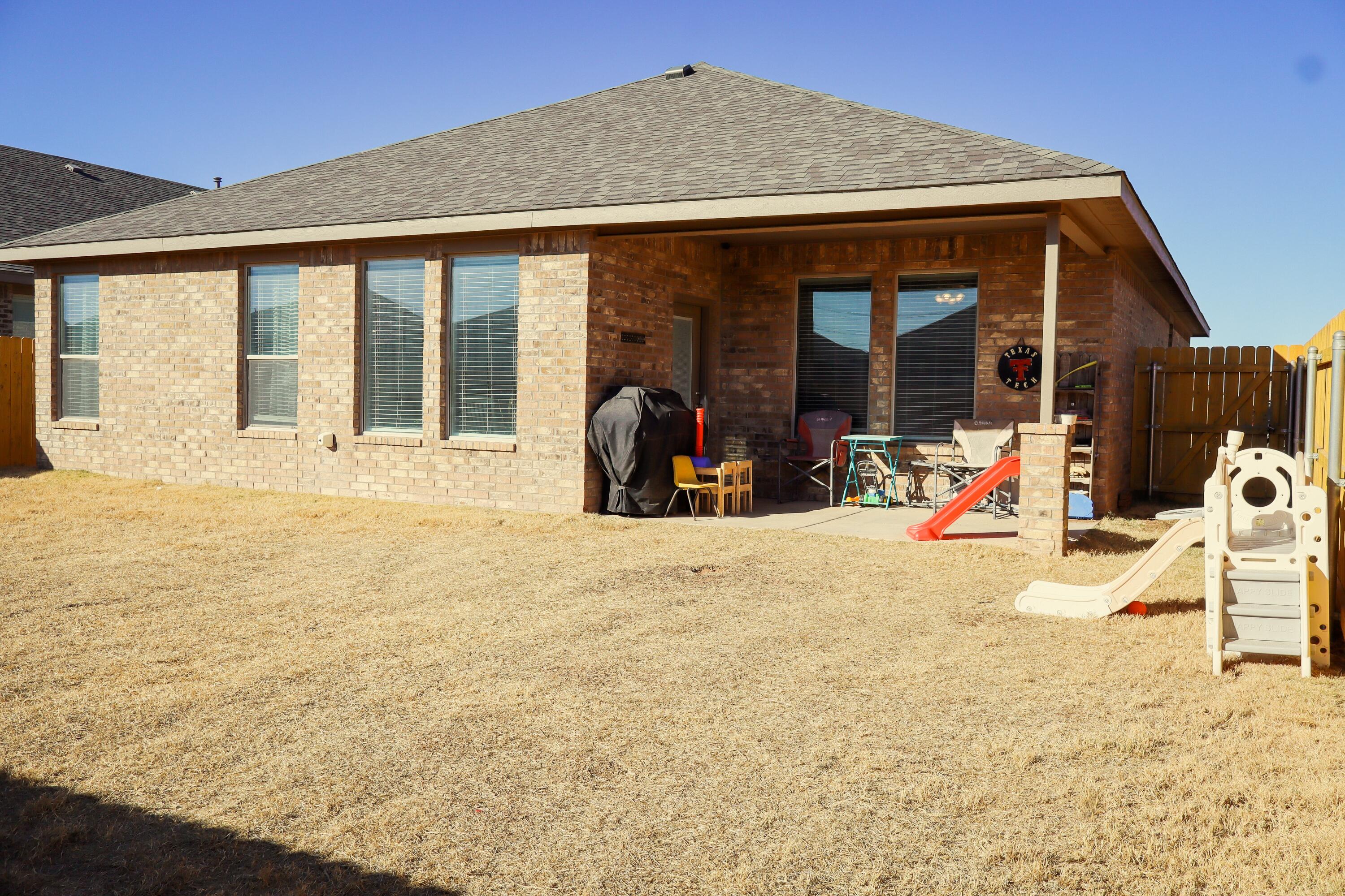 7725 96th Street Lubbock, TX 79424 - Photo 30 of 34 7725 yard