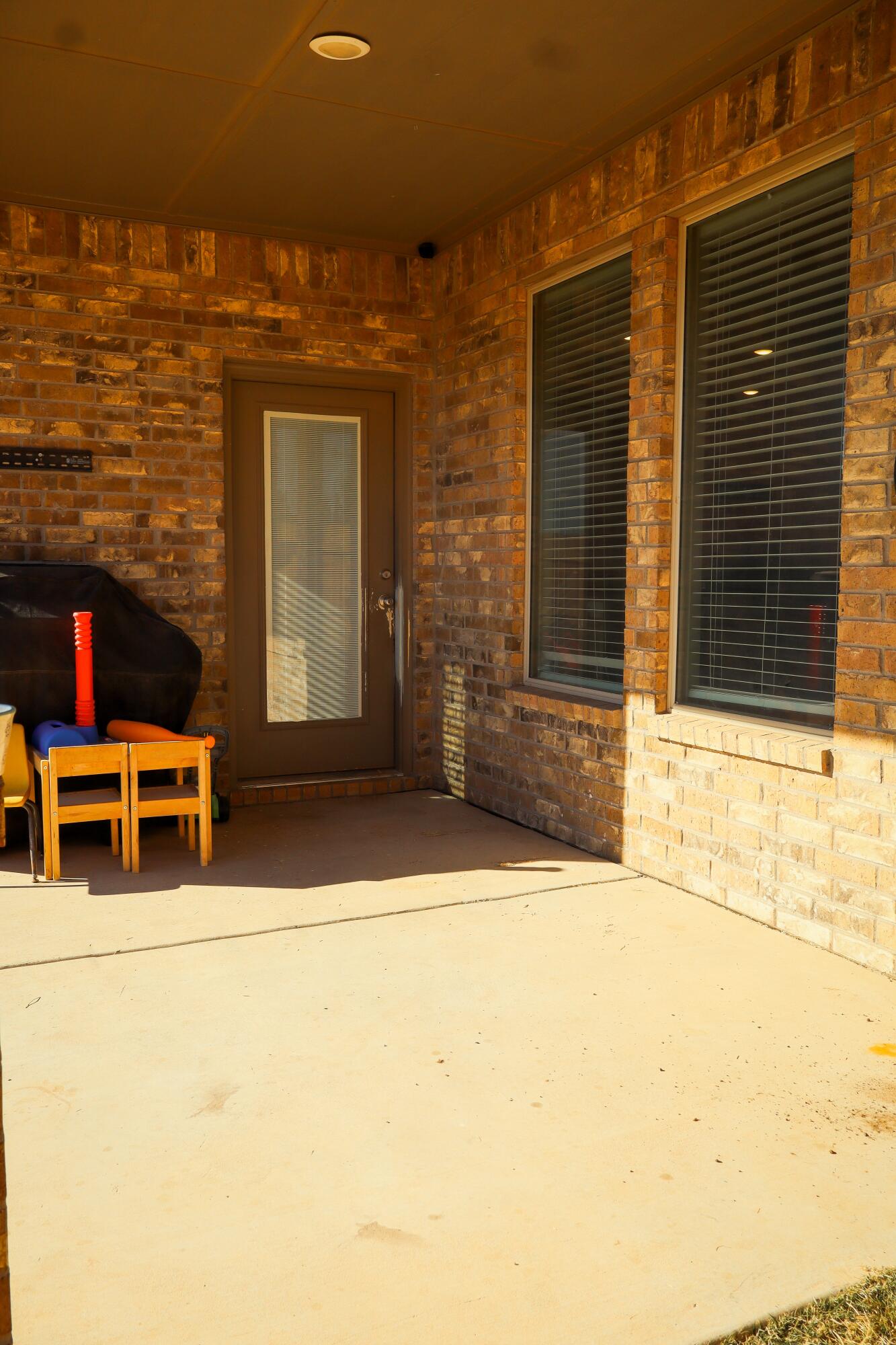 7725 96th Street Lubbock, TX 79424 - Photo 33 of 34 7725 patio