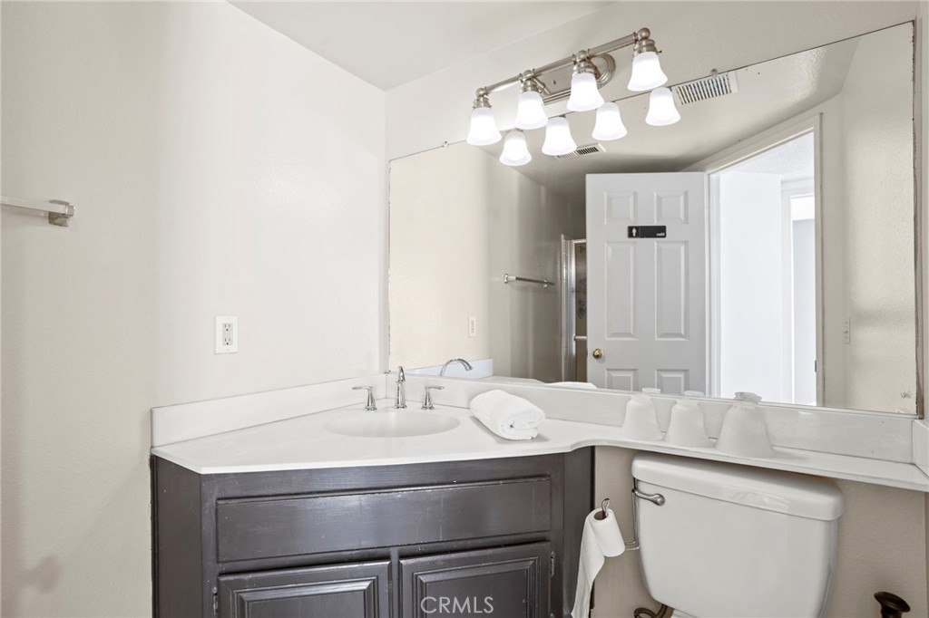 14710 Ponderosa Ranch Road Victorville, CA 92392 - Photo 15 of 27 Gallery Image 15