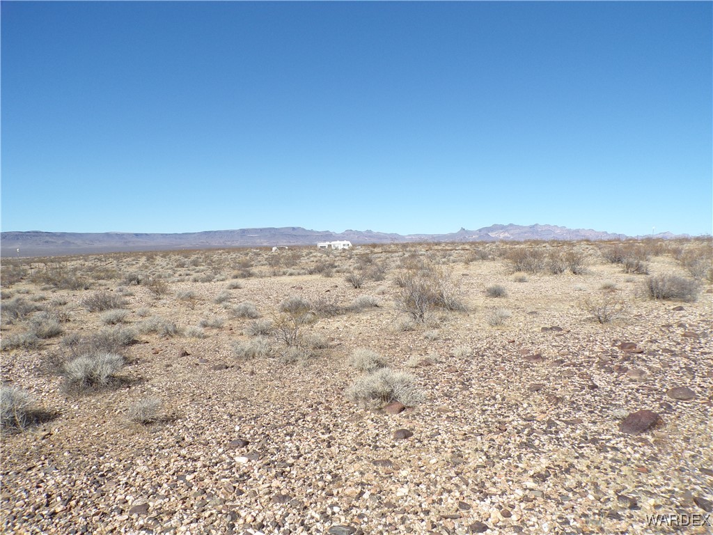 Lot 193 West Hopi Road Golden Valley, AZ 86413 - Photo 15 of 32 a view of beach and an ocean
