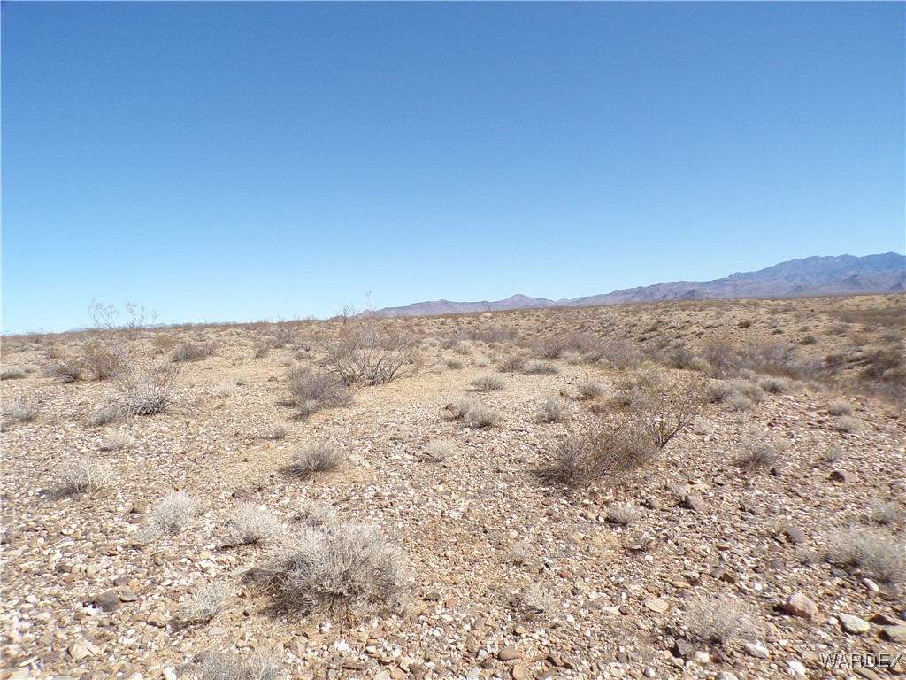 Lot 193 West Hopi Road Golden Valley, AZ 86413 - Photo 9 of 32 a view of mountain view