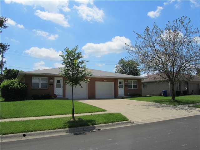 1681-1683 Durbridge Road Columbus, OH 43229 - Photo 2 of 25
